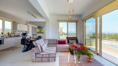 Liberty villa -kitchen and living room!