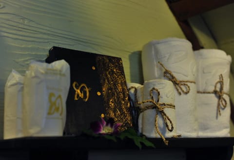 Thai House | Bathroom amenities | Free toiletries, hair dryer, bathrobes, slippers