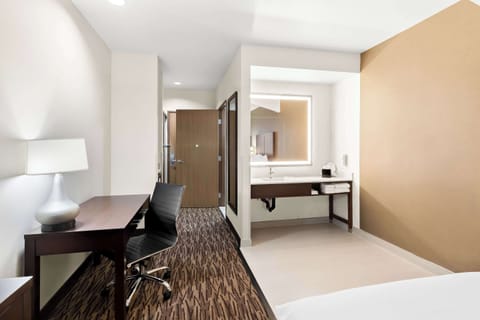 Comfort Double Room, 2 Queen Beds, Non Smoking (Upgrade) | Desk, laptop workspace, blackout drapes, iron/ironing board