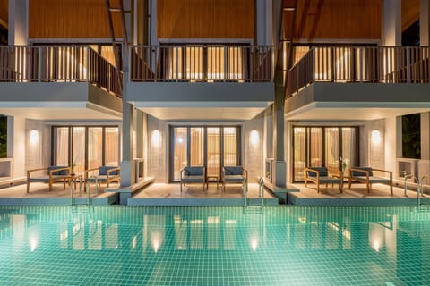 Deluxe Room, Pool Access | Terrace/patio