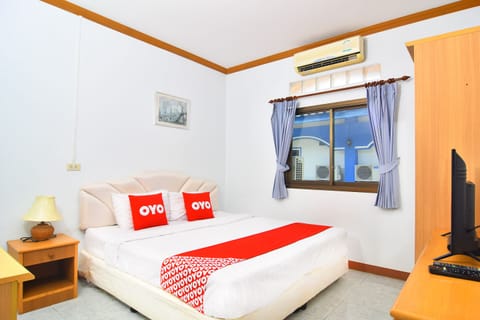 Standard Double Room | Desk, free WiFi