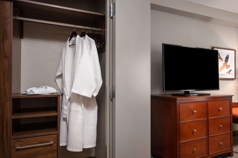 Desk, iron/ironing board, free cribs/infant beds, free rollaway beds