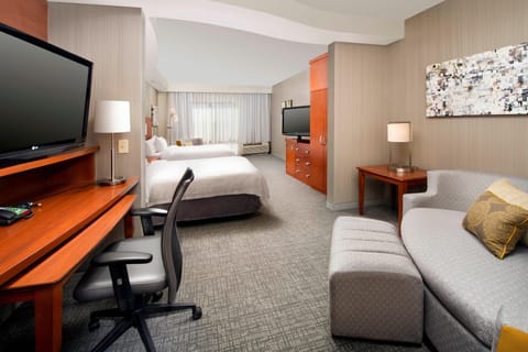 Suite, 1 Bedroom (Mobility/Hearing Accessible, Tub) | In-room safe, desk, laptop workspace, iron/ironing board
