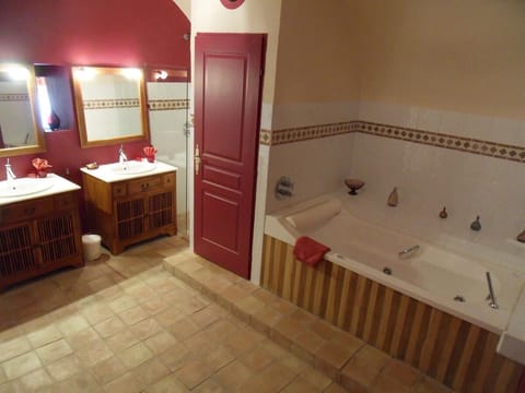 Double Room (Prestige) | Bathroom | Hair dryer, towels, soap, shampoo