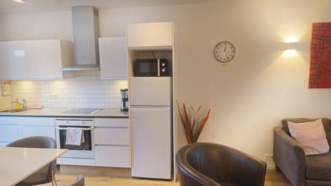 One-Bedroom Apartment - Bergstadastraeti 12 | Private kitchen | Fridge, microwave, stovetop, coffee/tea maker