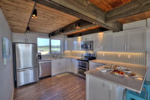 The fully furnished kitchen has all the utensils and spices you will need.