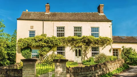 Cotswold House (Front view)