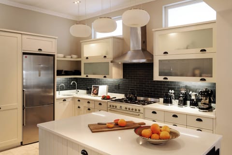 Villa, 2 Bedrooms | Private kitchen