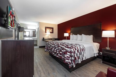 Superior Room | Desk, laptop workspace, blackout drapes, free WiFi