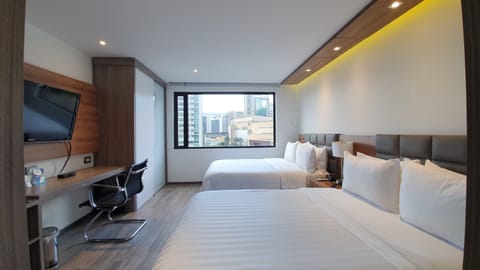 Superior Twin Room | Premium bedding, minibar, in-room safe, desk