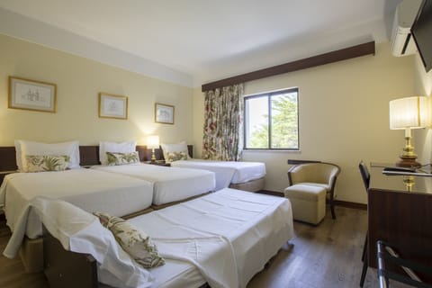 Family Room (with extra bed) | In-room safe, desk, iron/ironing board, free WiFi