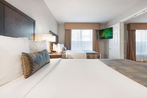 Superior Double Room, 1 Bedroom | Premium bedding, pillowtop beds, in-room safe, desk