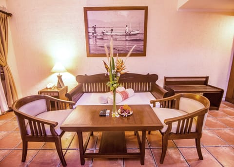 Suite, Sea View (Garden) | Living area | 22-inch LED TV with satellite channels, TV