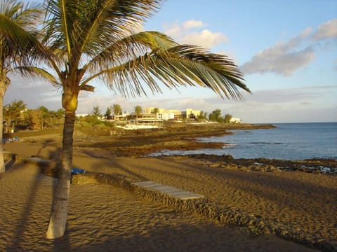 Beach nearby, sun loungers