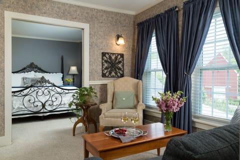 Room 5 - Jr. Suite | Premium bedding, pillowtop beds, individually decorated