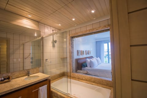 Junior Suite | Private spa tub