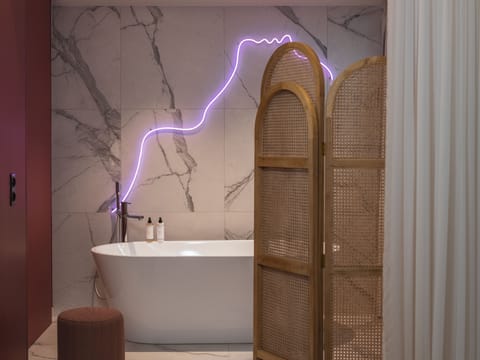 7th Sin Suite | Bathroom | Free toiletries, hair dryer, towels, soap