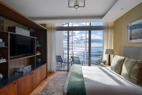 Ocean View Penthouse, 2 Bedroom Suite | Egyptian cotton sheets, premium bedding, down comforters, pillowtop beds