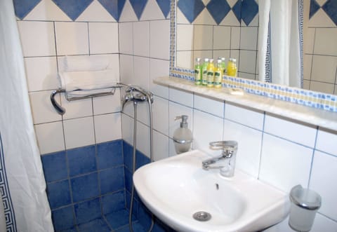 Free toiletries, hair dryer, towels