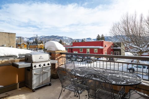 Grill & chill on the deck