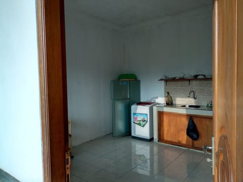 Standard Villa, 2 Bedrooms, Mountain View, Garden Area | Private kitchen | Fridge, stovetop, rice cooker, cookware/dishes/utensils