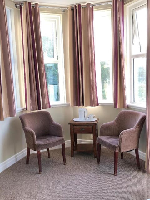 Refurbished Twin Room with Balcony  | Bed sheets