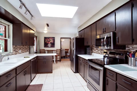 Fully equipped kitchen