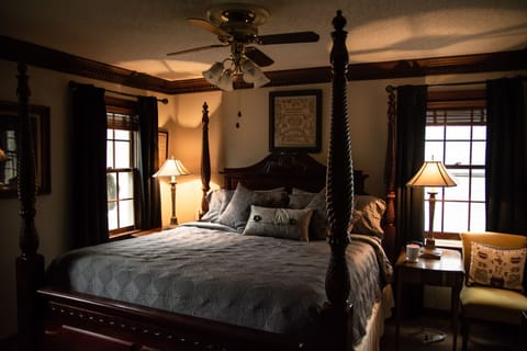 Lord Nelson Chamber | Premium bedding, individually decorated, individually furnished