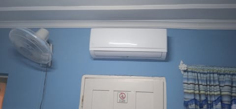 Standard Double Room | Air conditioning