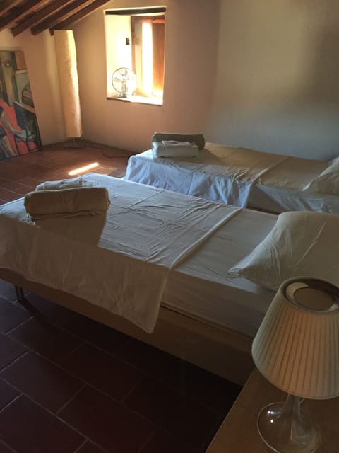 Classic Double Room (in Villa) | Iron/ironing board, bed sheets