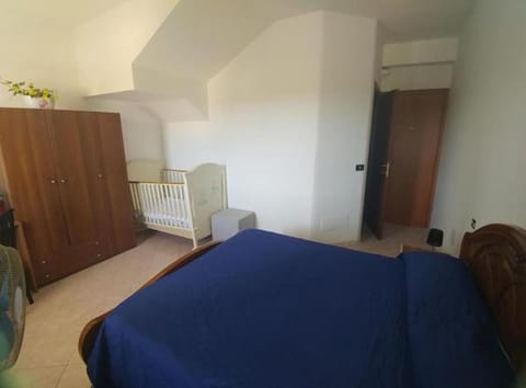 Standard Double Room | Desk, free cribs/infant beds, free WiFi