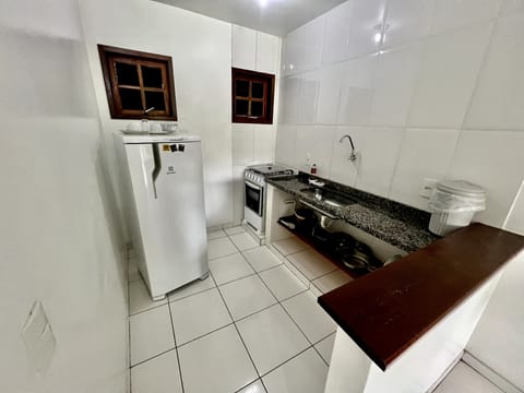 Superior Room, Multiple Beds | Private kitchen | Oven, cookware/dishes/utensils