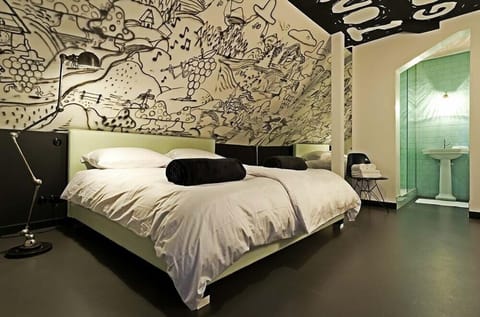 Standard Double Room (Blek Le Rat) | Premium bedding, individually decorated, individually furnished