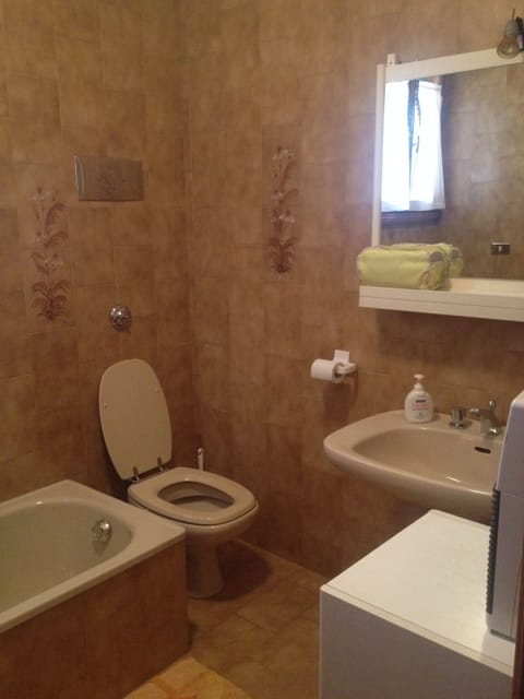 Free toiletries, hair dryer, bidet, towels