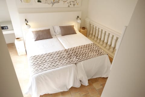 Superior Double Room | In-room safe, soundproofing, free WiFi, bed sheets