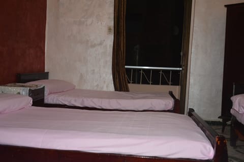 Quadruple Room, Shared Bathroom | Egyptian cotton sheets, premium bedding, blackout drapes, free WiFi