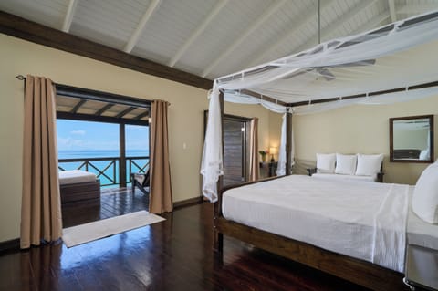 Sunset Beachfront Room | Premium bedding, pillowtop beds, free minibar, in-room safe