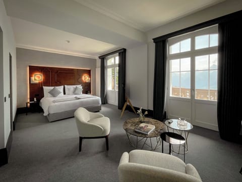 Deluxe Room, 1 King Bed, Mountain View (Deluxe Panorama) | Premium bedding, memory foam beds, in-room safe, desk