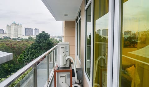 One Bedroom Suite | Balcony