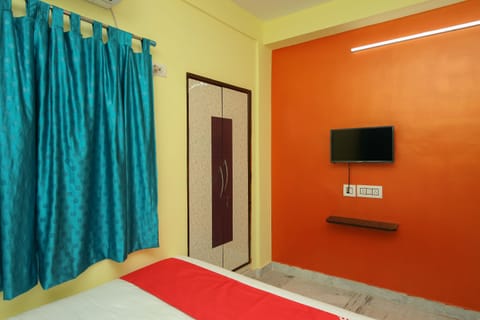 Deluxe Double Room, 1 Double Bed | Living room