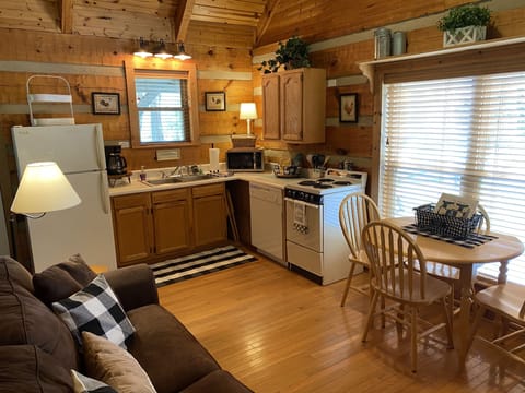 Cabin, 1 Bedroom | Private kitchen | Fridge, microwave, oven, dishwasher