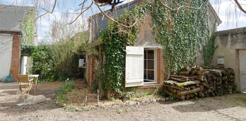 Single Room (Refuge) | Exterior