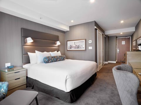 Room, 1 King Bed | Premium bedding, in-room safe, desk, laptop workspace