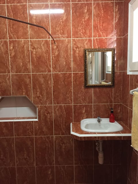 Classic Double Room, 2 Queen Beds, Accessible, Non Smoking | Bathroom | Shower, rainfall showerhead, free toiletries, hair dryer