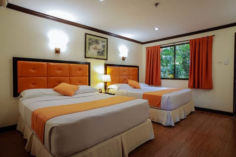 Deluxe Room, 2 Queen Beds (East Wing) | Garden view