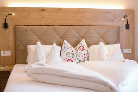 1 bedroom, hypo-allergenic bedding, in-room safe, individually decorated
