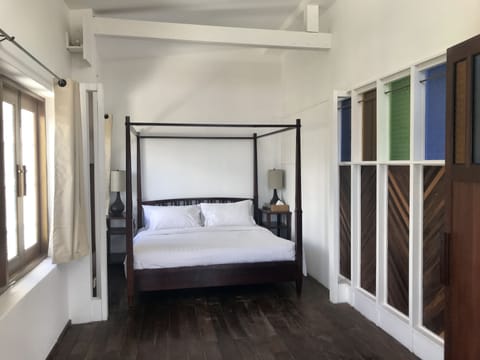 Family Penthouse, 3 Bedrooms, Ocean View, Sea Facing | Minibar, individually decorated, individually furnished, desk