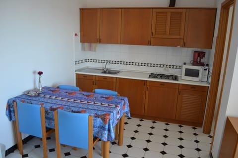 Studio | In-room safe, iron/ironing board, free WiFi, bed sheets