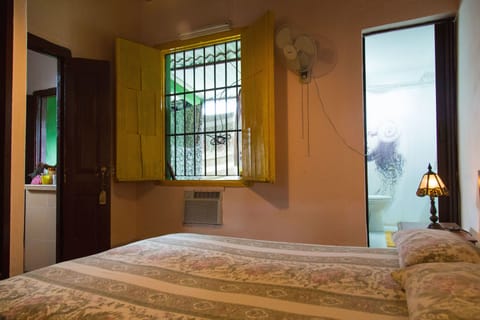 Classic Double Room, Non Smoking | In-room safe, bed sheets