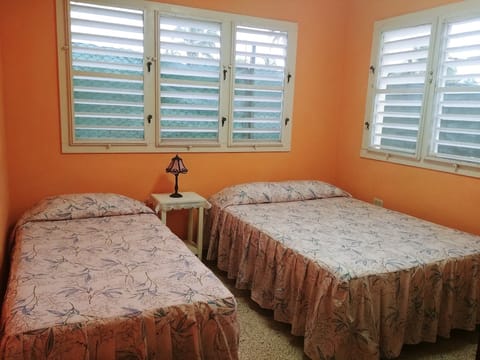 Apartment | Minibar, bed sheets
